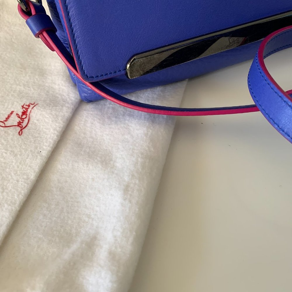CHRISTIAN LOUBOUTIN - SMALL CALF PARIS ROUGISSISME - PERVENCHE CROSSBODY/CLUTCH/ - Picture 5 of 10